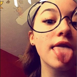 Meet your Posher, Leah